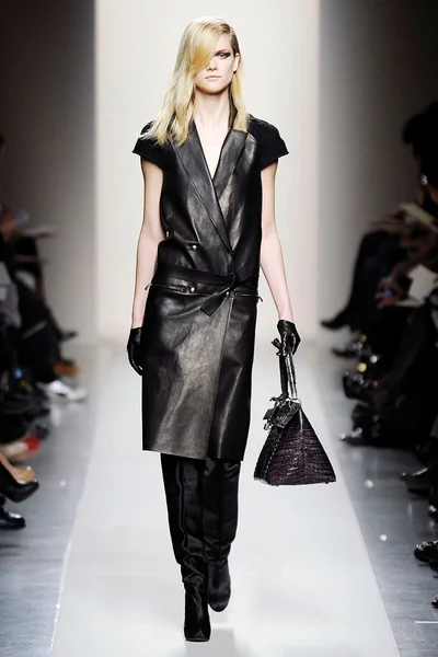 Look 4